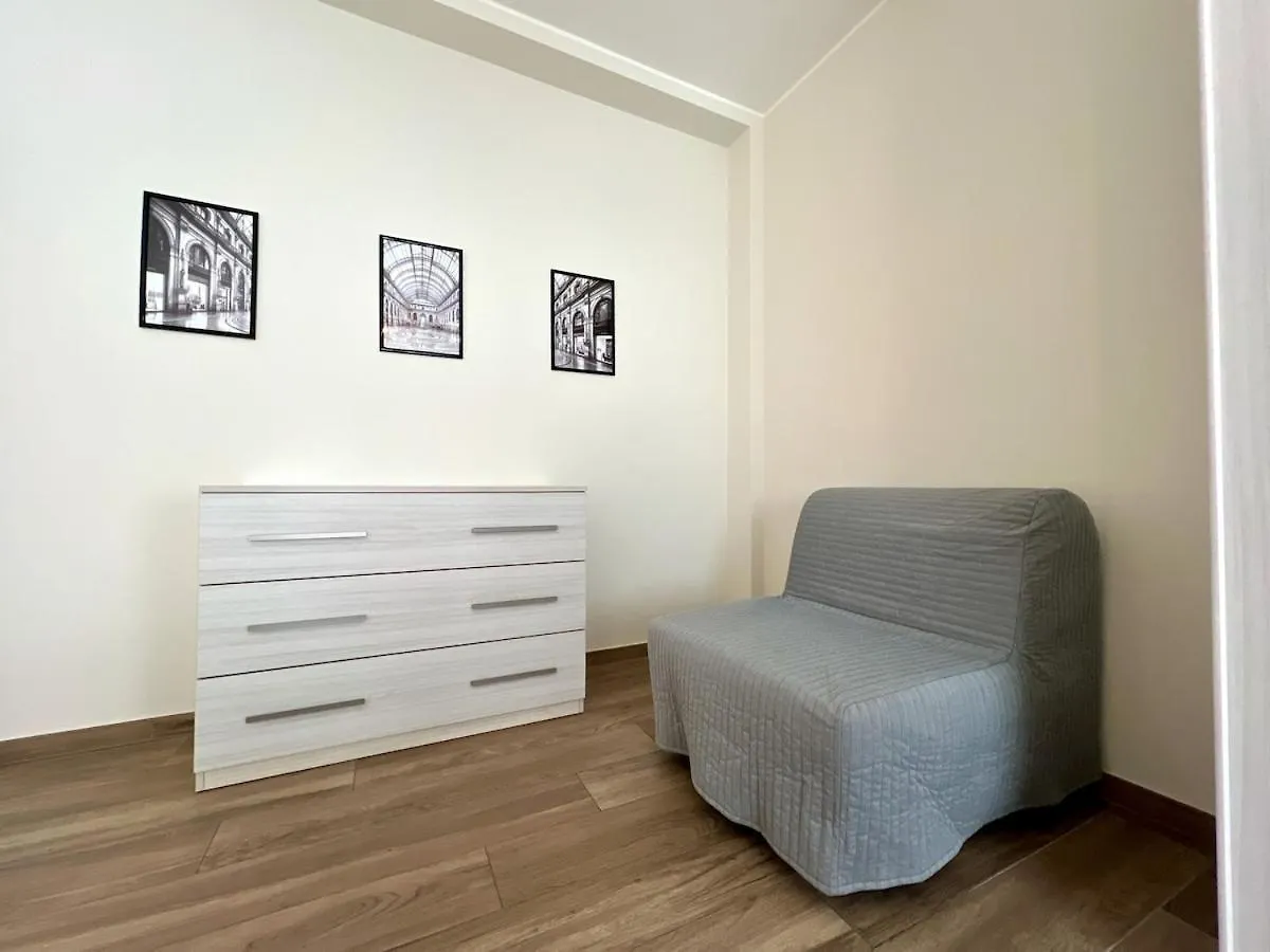25 Minutes Milano Duomo Elegant Apartment Center Sesto Sesto San Giovanni 0*,  Italien